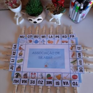 Associação de sílabas bastão