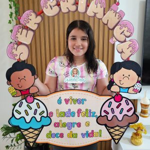 Bambolê para foto dia das crianças sorvete