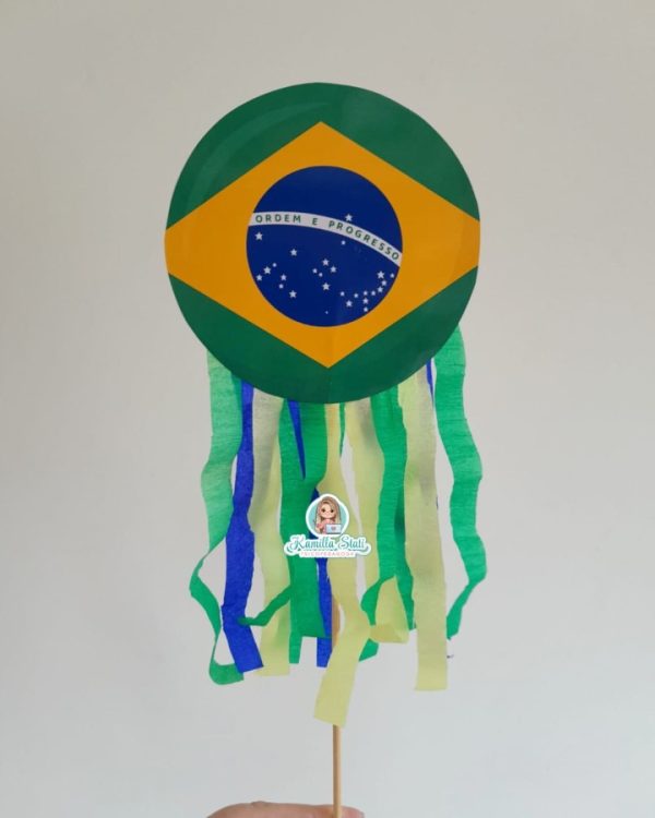 Palitoche bandeira do Brasil com crepom - Imagem 3