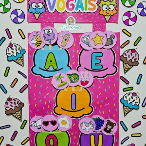 Vogais de parede doce aventura